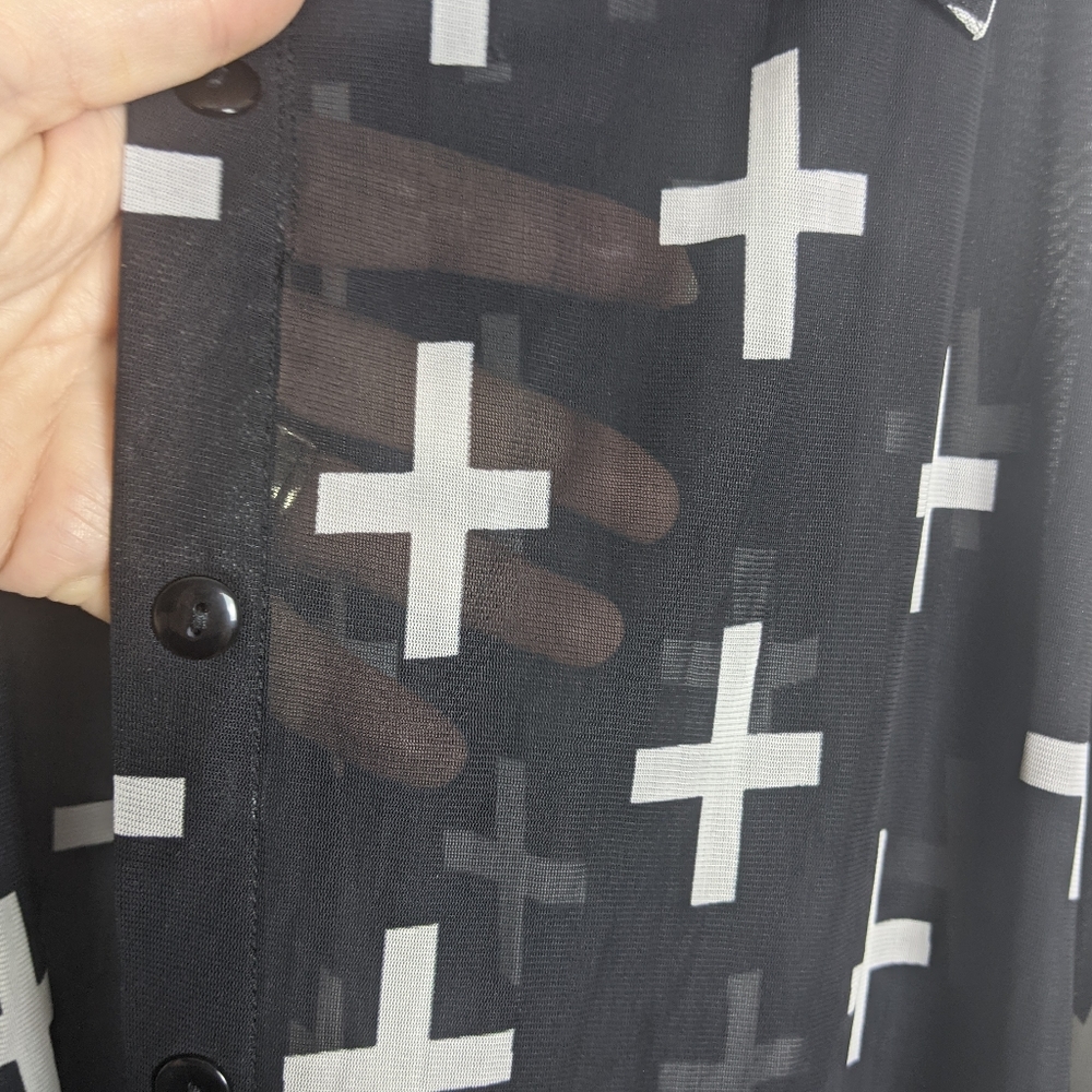 Ember sheer sleeveless top crosses/plus signs - Picture 3 of 4